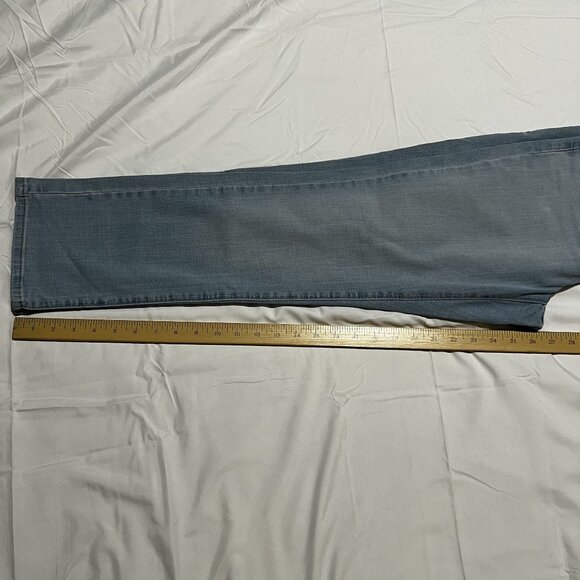 NWOT Levis Women's Classic Straight Jeans w27 L28 Size 4 - Picture 6 of 11
